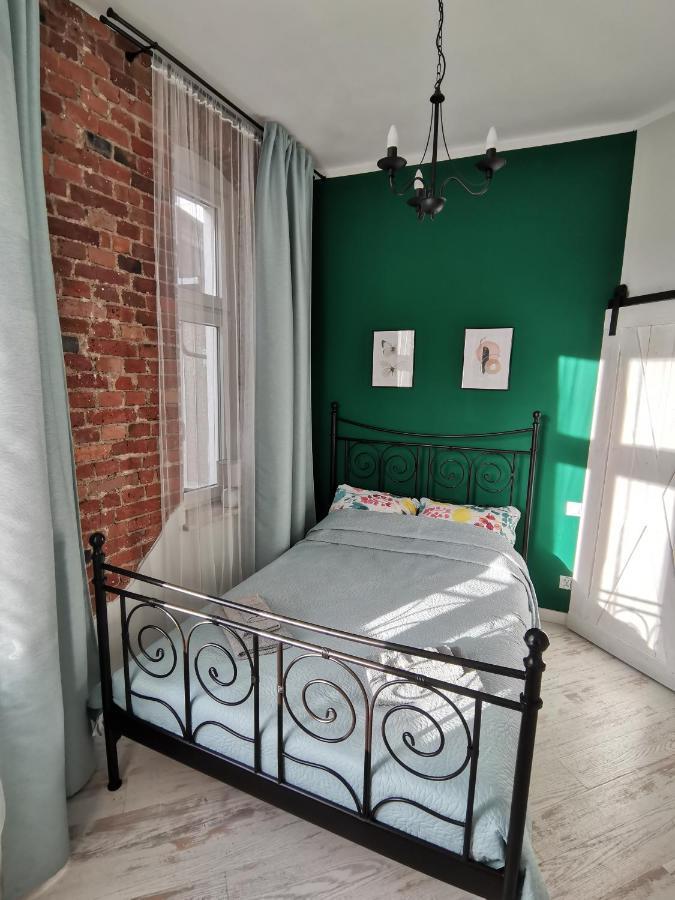 Przytulny Apartament W Centrum Kupiecka-Drzewna Zielona Gora  Bagian luar foto